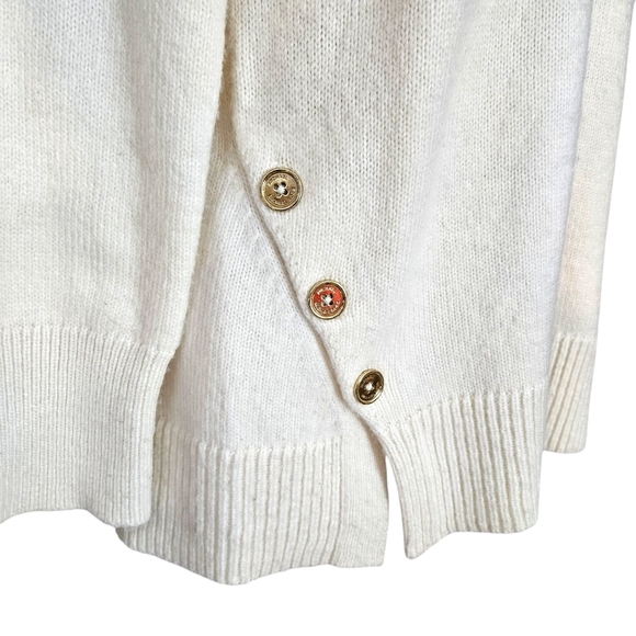 Michael Kors Decorative Button Oversized White Turtleneck Sweater - Picture 3 of 7